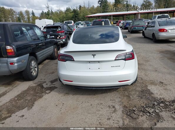 5YJ3E1EB9JF073899 2018 TESLA MODEL 3 White 