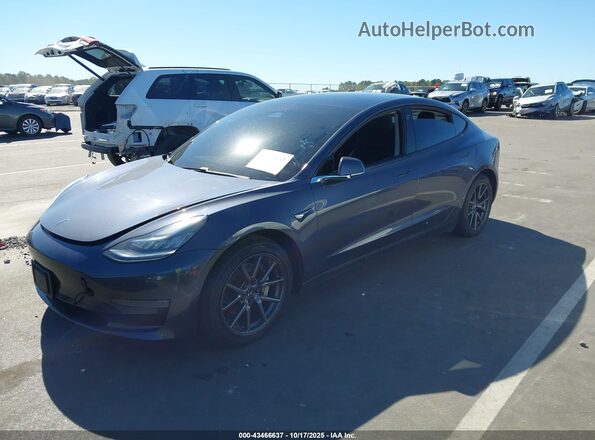 5YJ3E1EBXLF645985 2020 TESLA MODEL 3 Gray Vista tres cuartos delantera izquierda