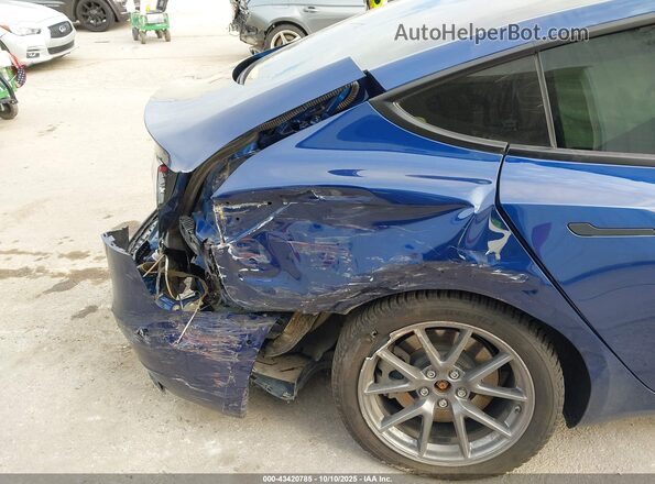 5YJ3E1EBXNF106771 2022 TESLA MODEL 3 Blue Դիմացի տեսք