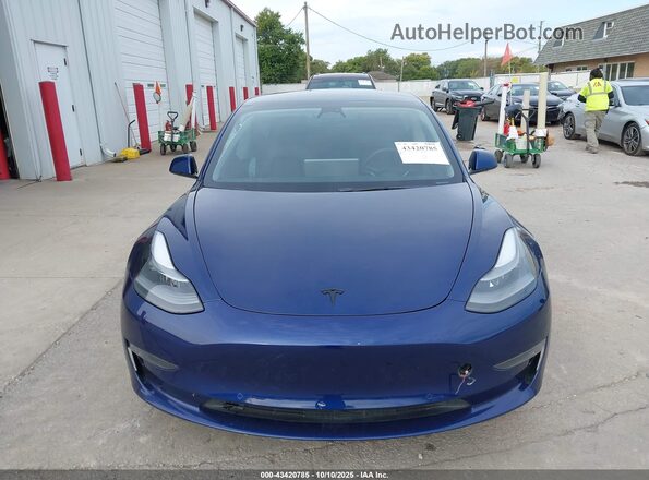 5YJ3E1EBXNF106771 2022 TESLA MODEL 3 Blue Սարքավորումների վահանակի տեսք