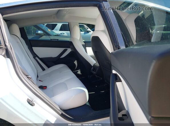 5YJ3E1EC8LF624867 2020 TESLA MODEL 3 White Вид наклейки з VIN-кодом