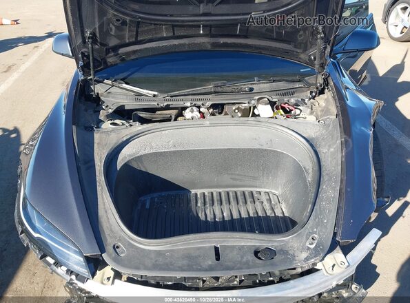 5YJ3E1ET4RF906352 2024 TESLA MODEL 3 Gray Вид ззаду