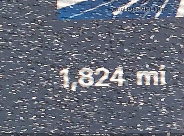 5YJ3E1ET8SF038801 2025 TESLA MODEL 3 Белый 