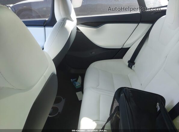 5YJSA1E48LF369718 2020 TESLA MODEL S Черный Вид наклейки с VIN-кодом