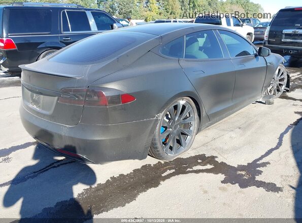 5YJSA1E48LF369718 2020 TESLA MODEL S Черный Задняя правая четверть