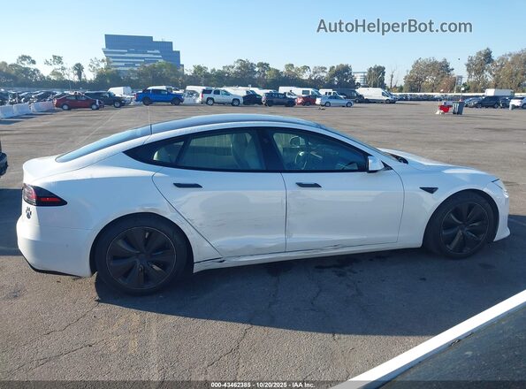 5YJSA1E54NF479516 2022 TESLA MODEL S Белый Вид задней части салона