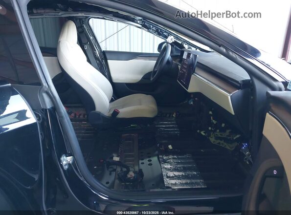 5YJSA1E5XMF428293 2021 TESLA MODEL S Черный Вид салона спереди