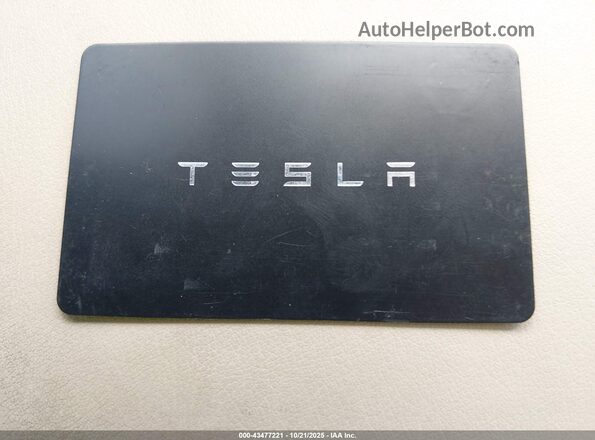 5YJSA1E63MF438558 2021 TESLA MODEL S Синий 