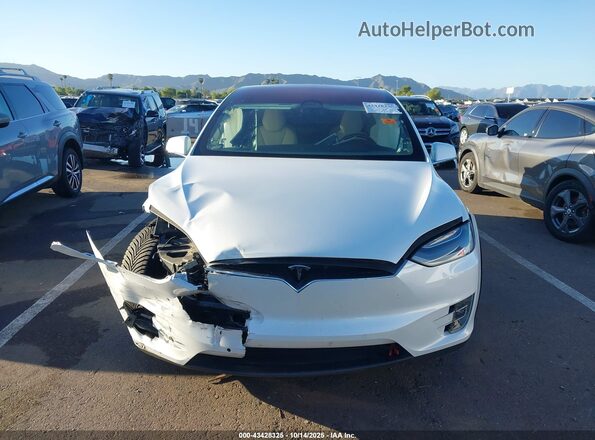 5YJXCBE29KF180207 2019 TESLA MODEL X Белый Вид задней части салона