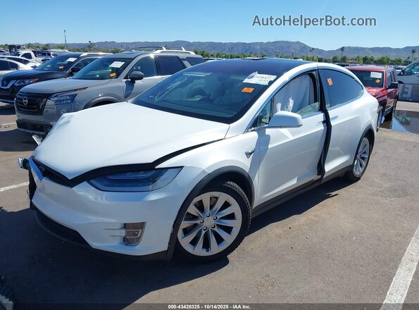 5YJXCBE29KF180207 2019 TESLA MODEL X Белый Передняя левая четверть
