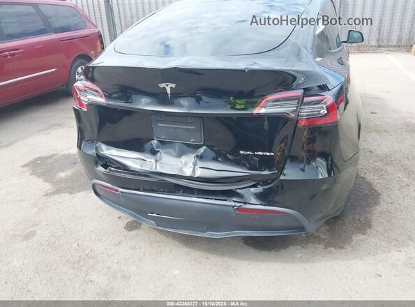 5YJYGAEE8MF218784 2021 TESLA MODEL Y Черный Вид спереди