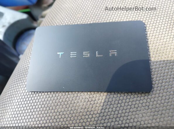 5YJYGDEE1LF047831 2020 TESLA MODEL Y Black 