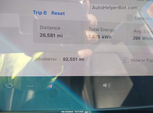 5YJYGDEE2LF016684 2020 TESLA MODEL Y Синий Вид задних сидений