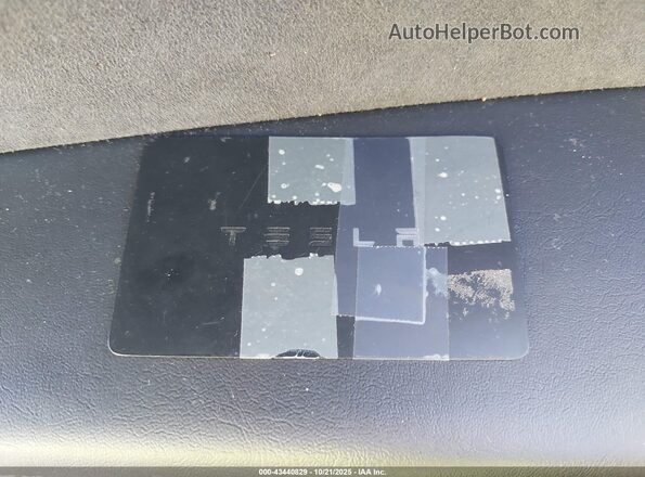 5YJYGDEE2LF016684 2020 TESLA MODEL Y Синий Вид панели приборов