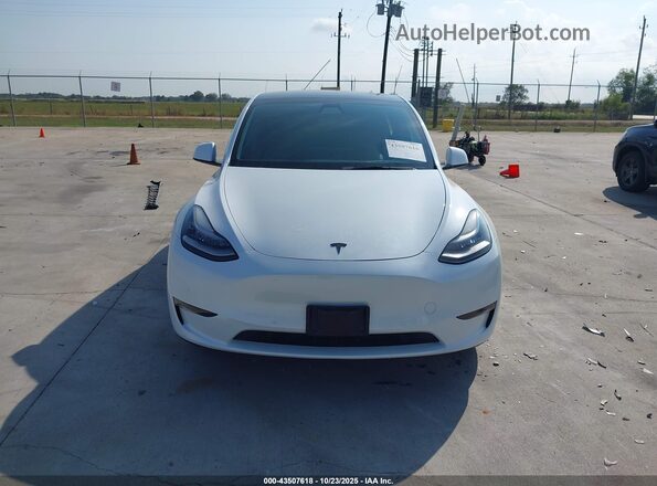 5YJYGDEE2MF174296 2021 TESLA MODEL Y Белый Вид щитка приборов
