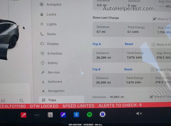 5YJYGDEE4LF011180 2020 TESLA MODEL Y Gray Հետևի նստատեղերի տեսք