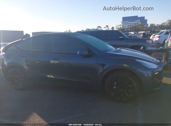 5YJYGDEE4LF011180 2020 TESLA MODEL Y Gray Սալոնի հետևի տեսք