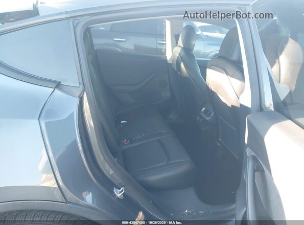 5YJYGDEE4LF011180 2020 TESLA MODEL Y Gray VIN կոդի պիտակի տեսք