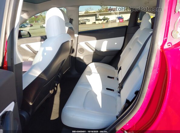 5YJYGDEE4LF024043 2020 TESLA MODEL Y Red Вид наклейки з VIN-кодом
