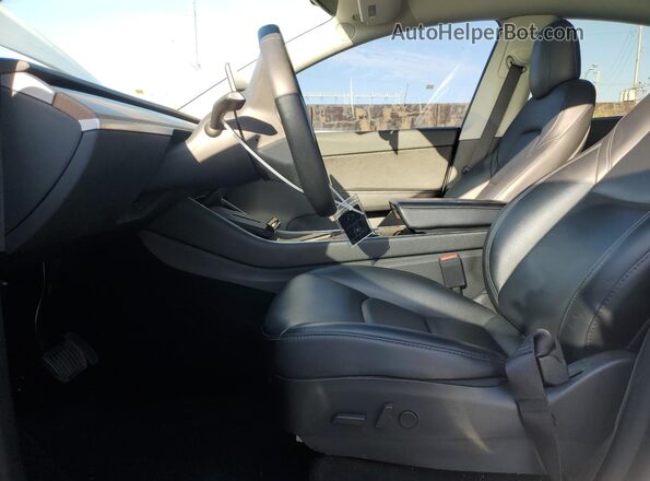 5YJYGDEE4LF058290 2020 TESLA MODEL White Vista interior delantera