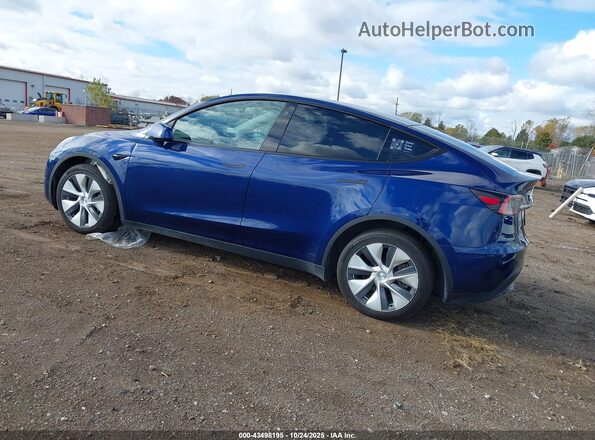 5YJYGDEE5MF065914 2021 TESLA MODEL Y Blue Rear interior view