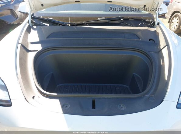 5YJYGDEE5MF233096 2021 TESLA MODEL Y White 