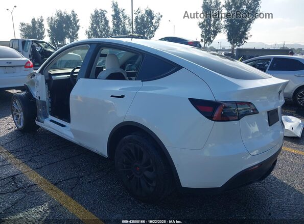 5YJYGDEE6MF244169 2021 TESLA MODEL Y White 