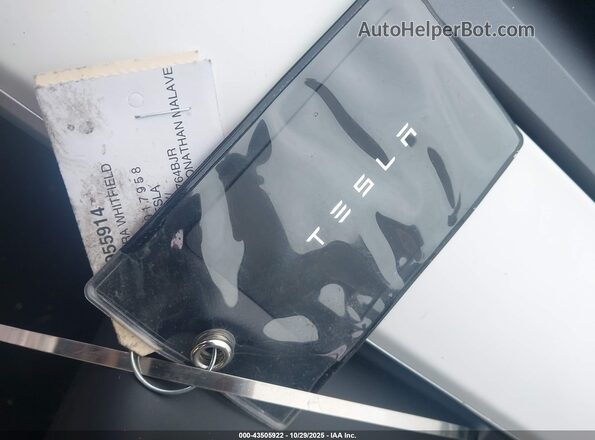 5YJYGDEE7LF017958 2020 TESLA MODEL Y Белый Вид панели приборов