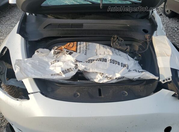 5YJYGDEE7LF049972 2020 TESLA MODEL White Vista interior trasera