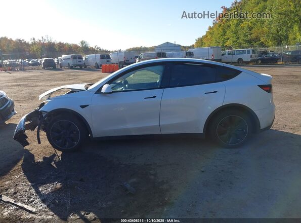 5YJYGDEE8MF199767 2021 TESLA MODEL Y White Vista interior de 360 grados