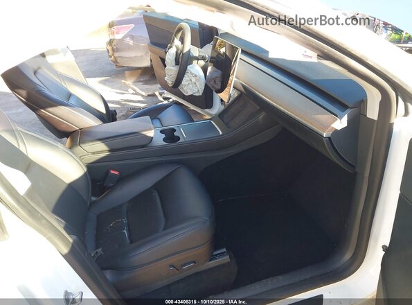 5YJYGDEE8MF199767 2021 TESLA MODEL Y White Vista interior delantera