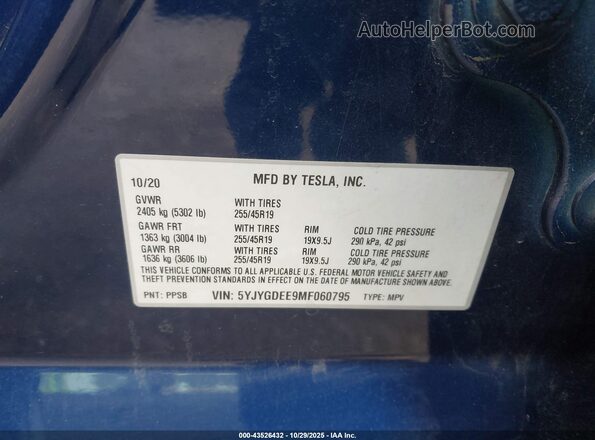 5YJYGDEE9MF060795 2021 TESLA MODEL Y Blue Widok komory silnika