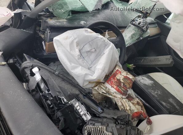 5YJYGDEEXLF047066 2020 TESLA MODEL Белый Вид панели приборов