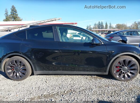 5YJYGDEF4MF215665 2021 TESLA MODEL Y Black სალონის 360-გრადუსიანი ხედი