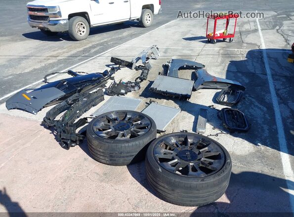 5YM23CS08R9V37679 2024 BMW XM Black 