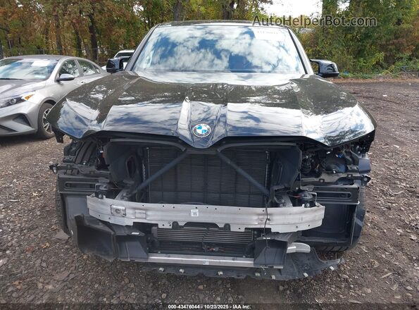 5YM23CS0XP9S54066 2023 BMW XM Black უკანა სალონის ხედი