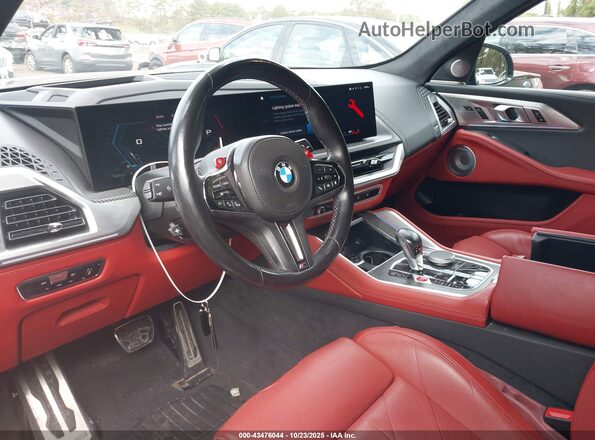 5YM23CS0XP9S54066 2023 BMW XM Black წინა სალონის ხედი