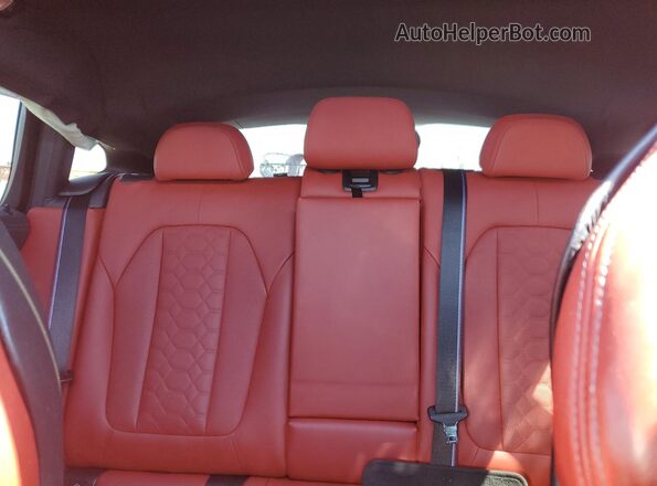 5YM23EC05P9P13241 2023 BMW X4 Серый Вид задних сидений