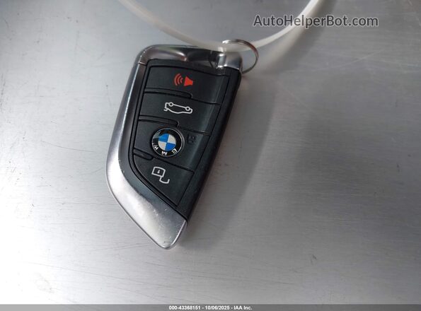5YM23EC05R9U03237 2024 BMW X4 Gray წინა პანელის ხედი