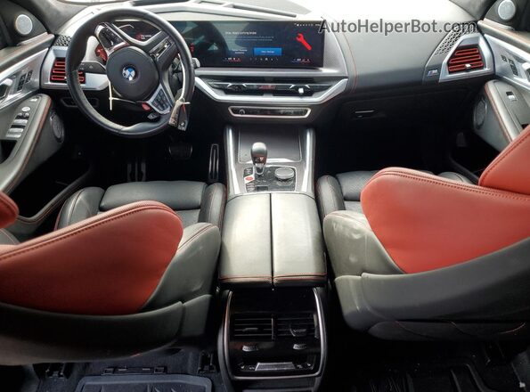 5YM33CS04R9U57056 2024 BMW XM Gray Вид панелі приладів