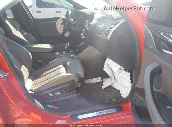 5YMTS0C01LLT10705 2020 BMW X3 Красный Вид салона спереди