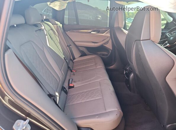5YMTS0C02L9B52777 2020 BMW X3 Серый Вид задней части салона