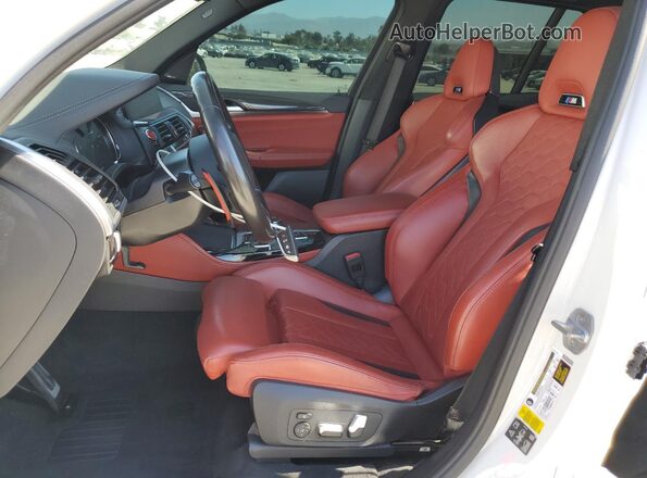 5YMTS0C03LLT10107 2020 BMW X3 Белый Вид салона спереди