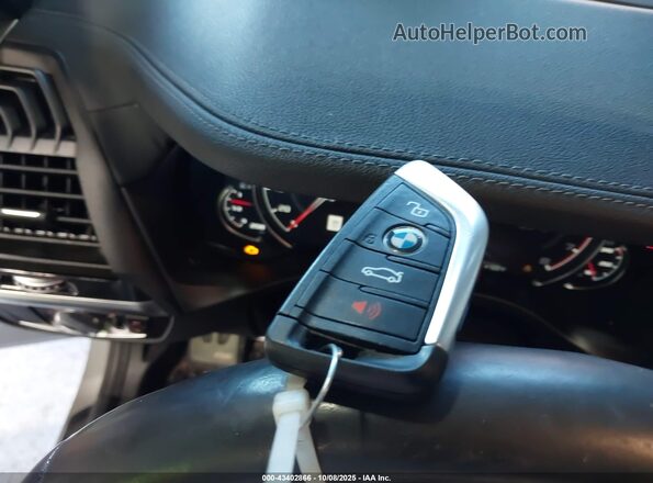 5YMTS0C07L9B88528 2020 BMW X3 Gray Вид панелі приладів