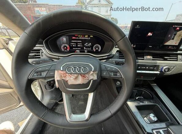 WAUCBCF5XMA061395 2021 AUDI OTHER White Vista del cuadro de instrumentos