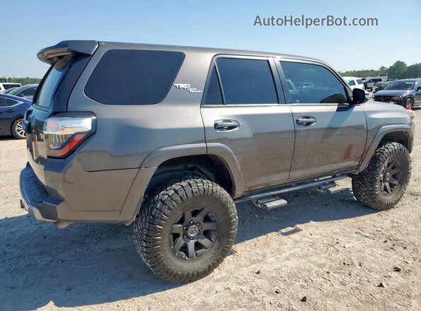 JTEBU5JR4L5772351 2020 TOYOTA 4RUNNER Gray Przód prawy