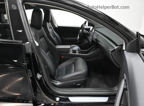 5YJ3E1EB5JF128896 2018 TESLA MODEL 3 Black 