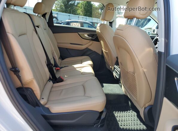 WA1AXAF74LD003436 2020 AUDI Q7 White Widok komory silnika