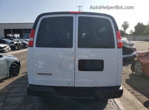 1GAZGNFP3P1234182 2023 CHEVROLET EXPRESS White წინა სალონის ხედი