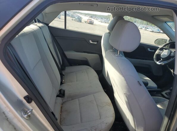 3KPA24AB5JE103168 2018 KIA RIO Silver 